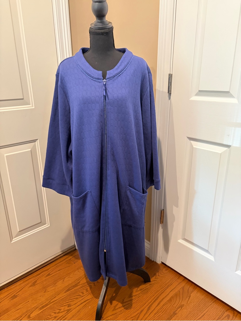 croft & barrow Navy Zip-Front Robe